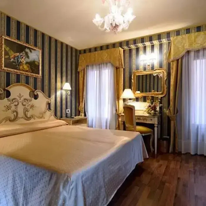 Photo - Hotel Lux