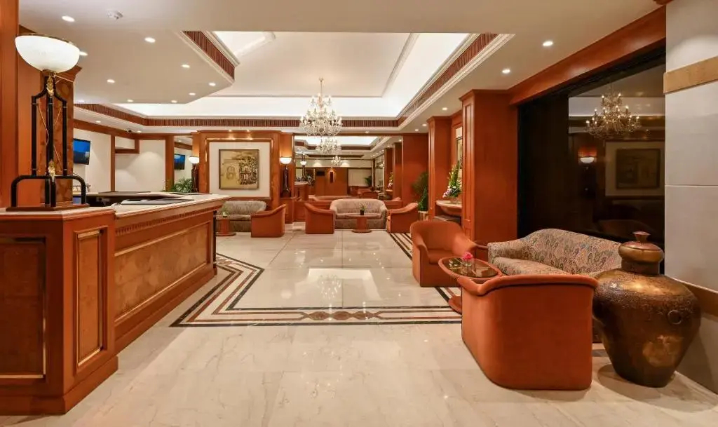 Photo - Fariyas Hotel Mumbai , Colaba