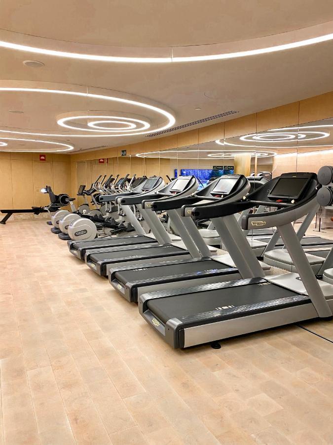 Photo - Four Seasons Hotel Madrid