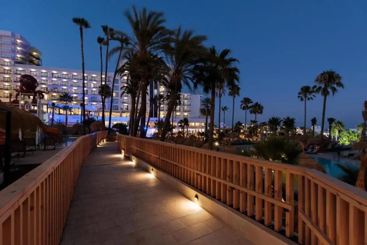 Photo - Hotel Best Triton