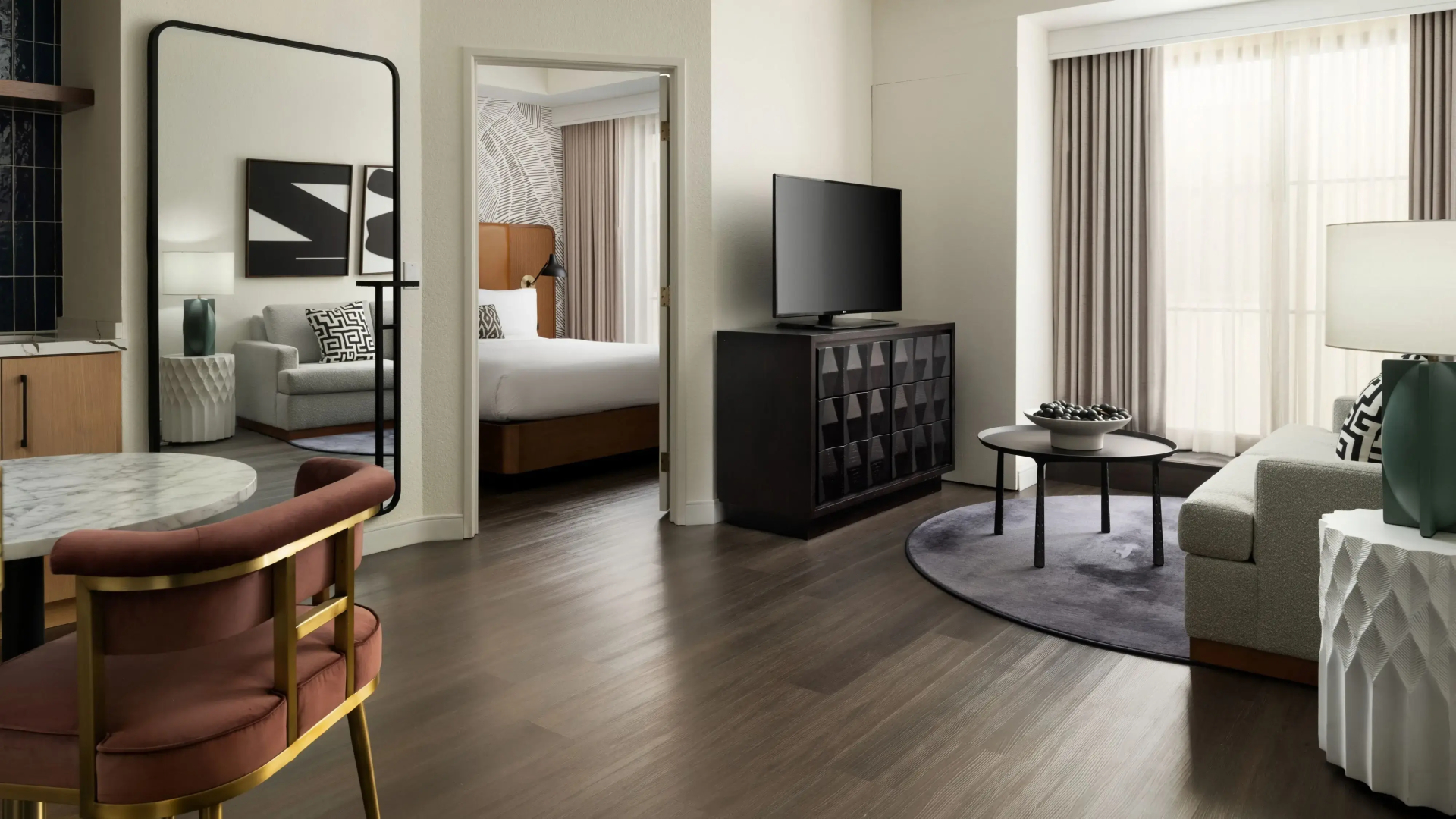 Photo - Burton House, Beverly Hills, A Tribute Portfolio Hotel
