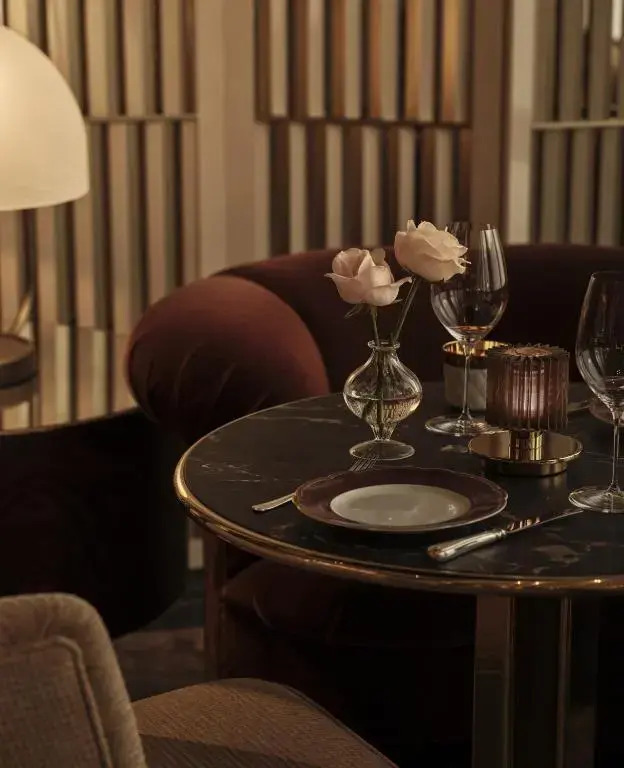 Photo - The Chancery Rosewood