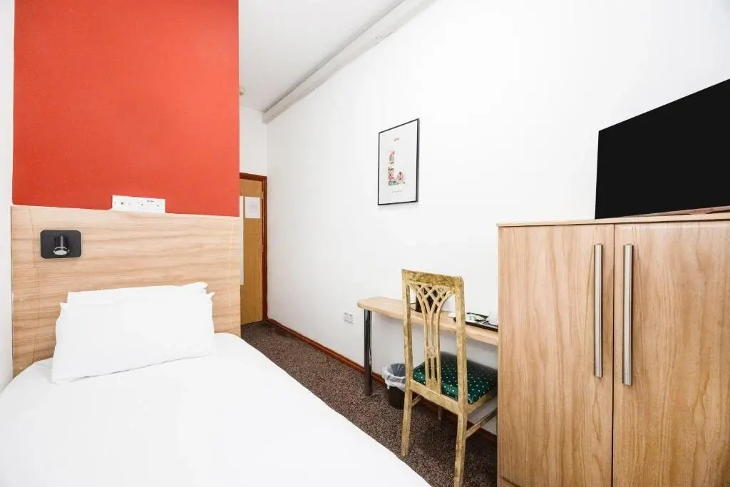 Photo - Arinza Hotel, London Ilford