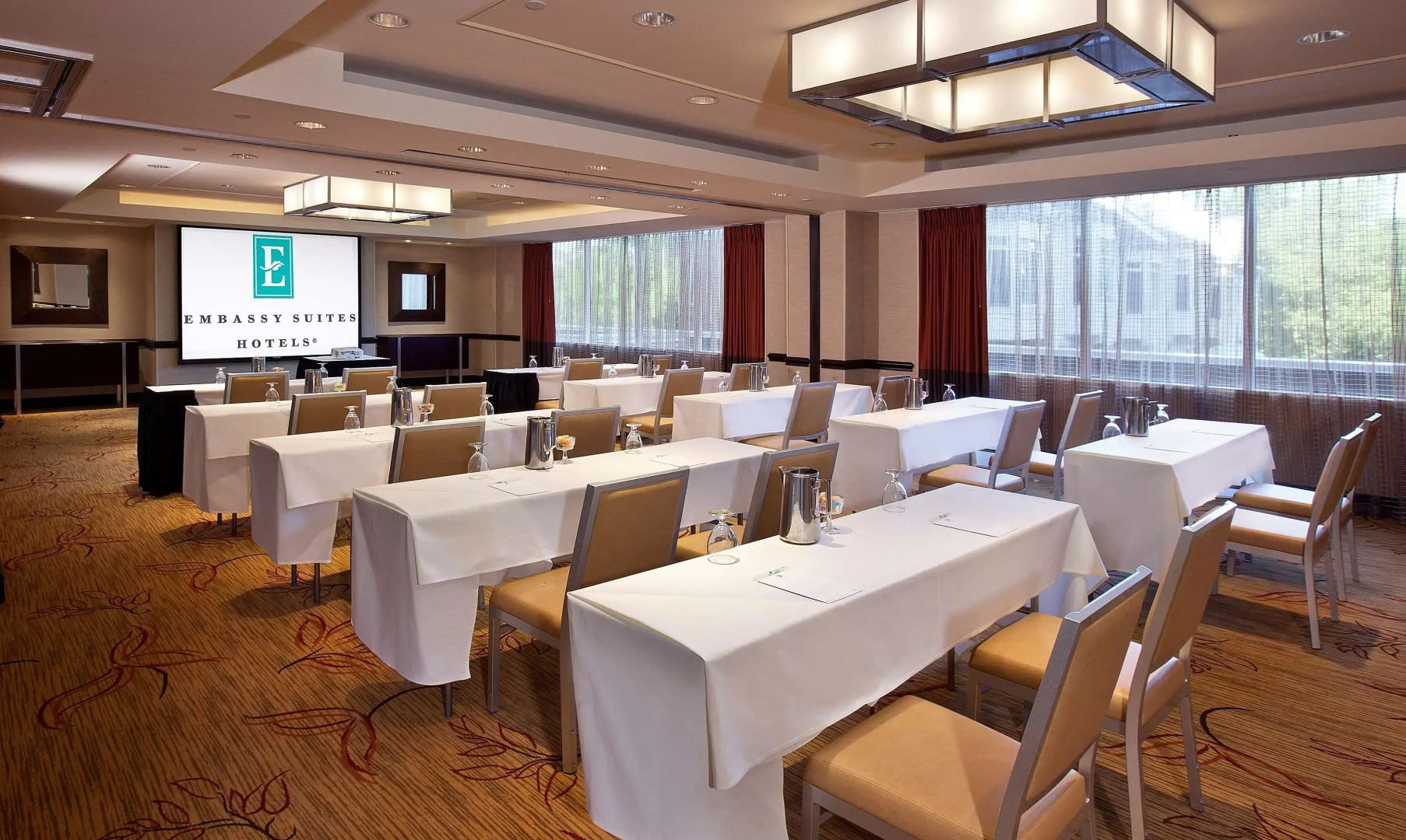 Photo - Embassy Suites by Hilton Washington DC Chevy Chase Pavilion