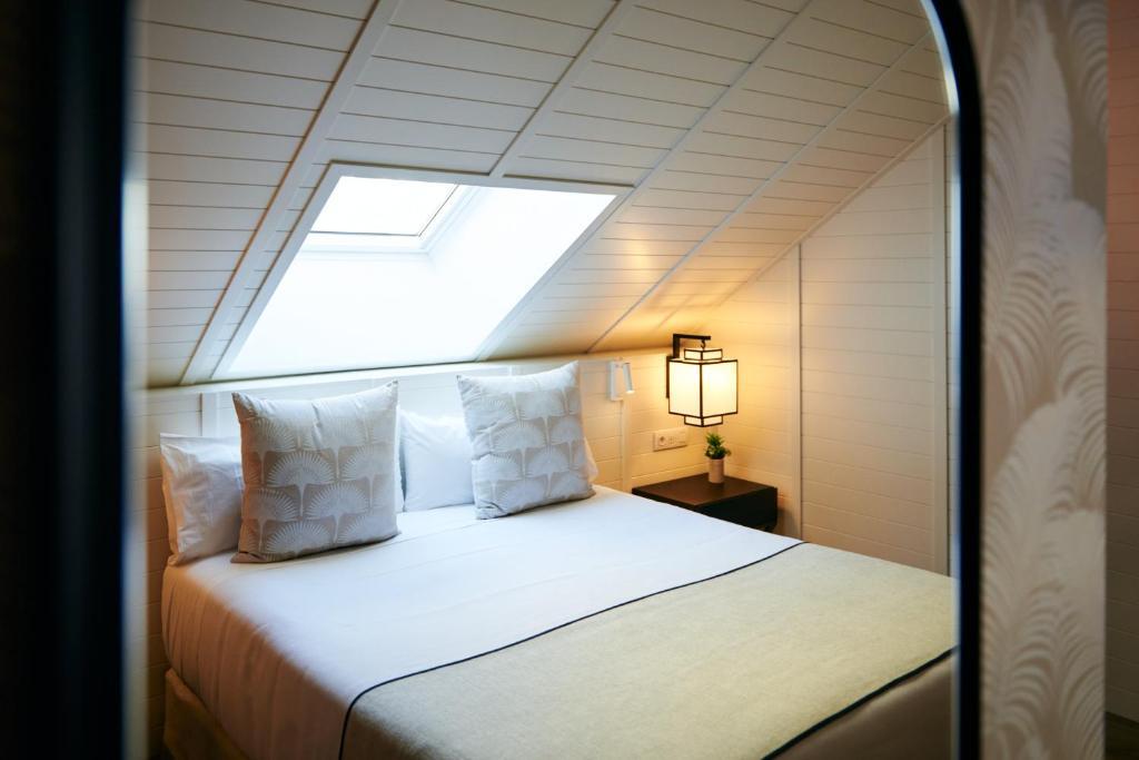 Photo - Molina Lario