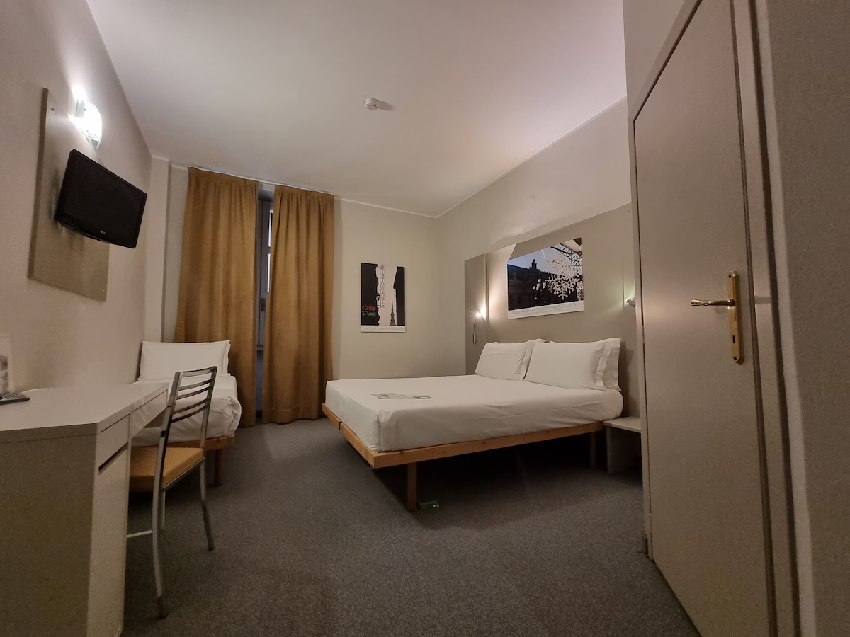 Photo - Hotel Astoria