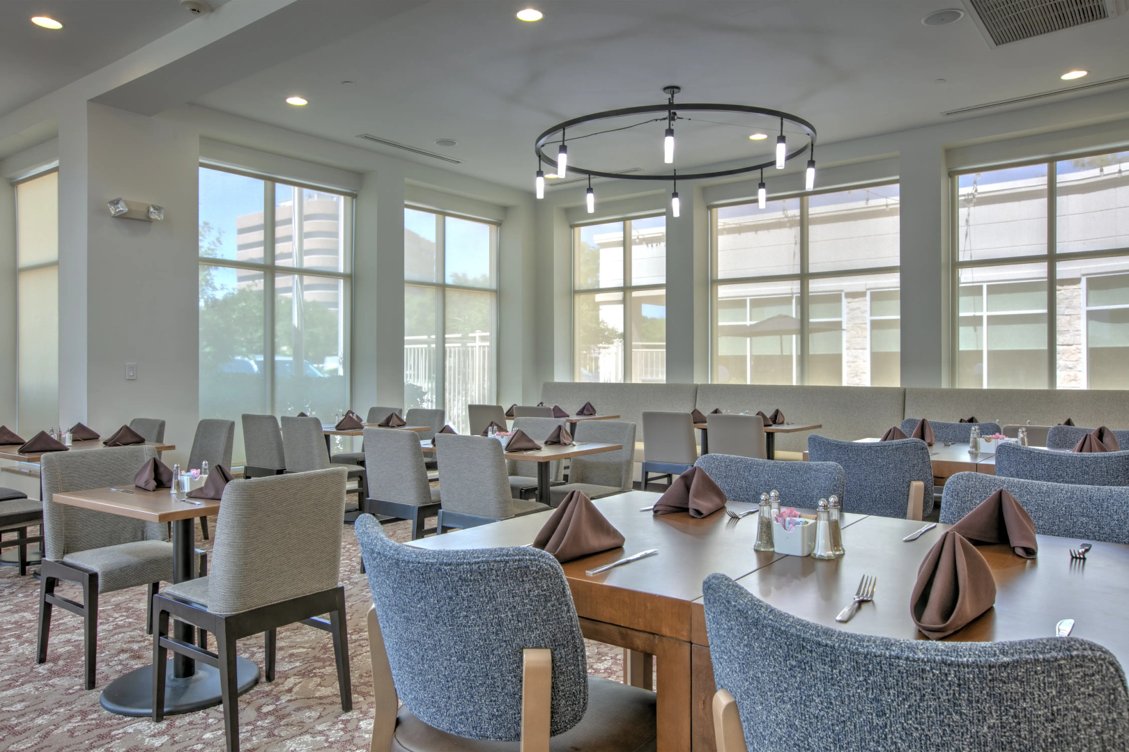 Photo - Hilton Garden Inn Dallas Arlington