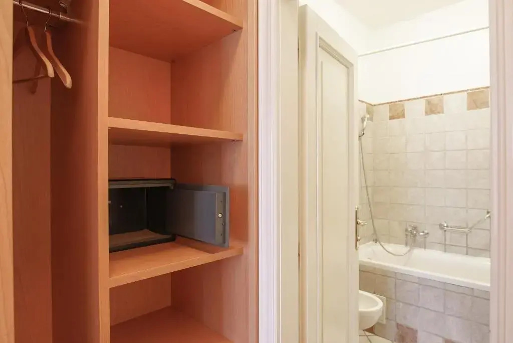 Photo - Hotel Tivoli Prague