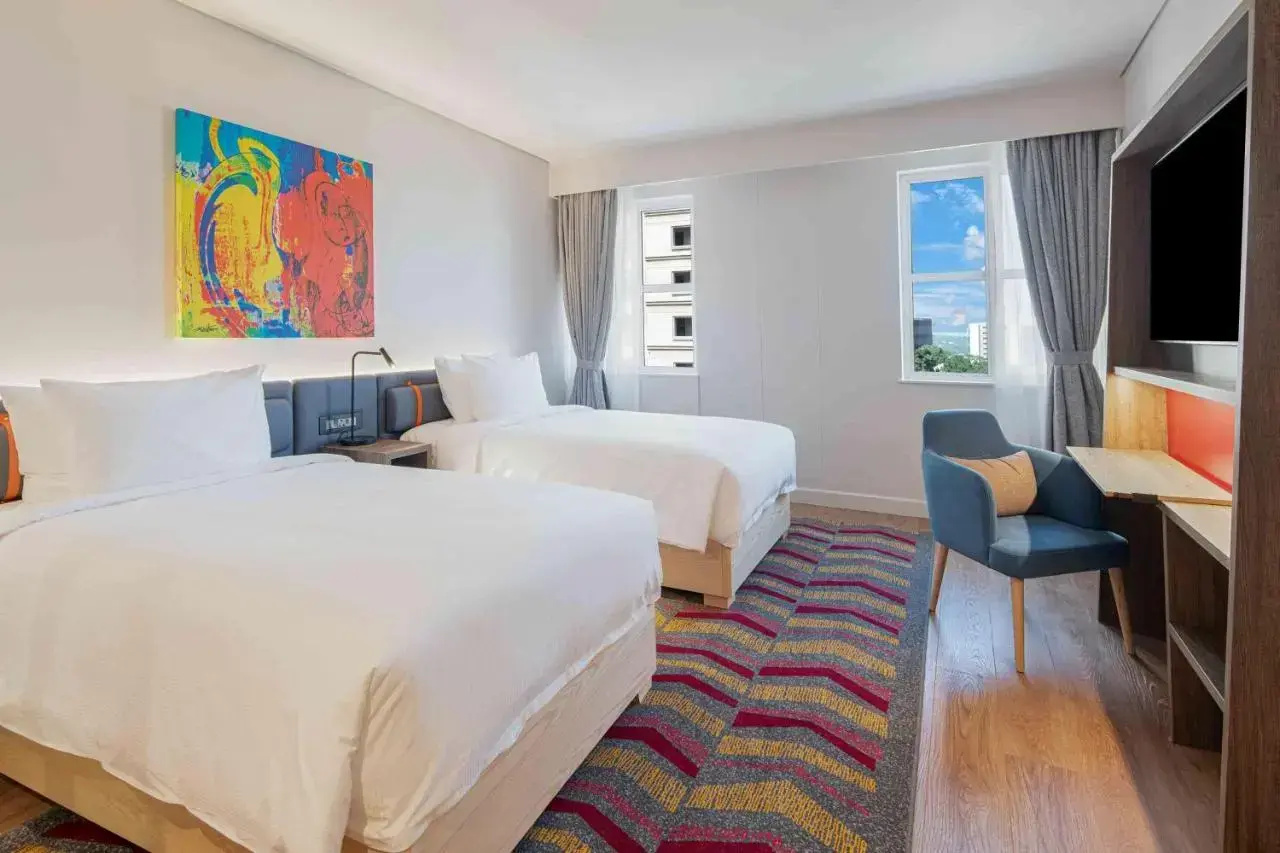Photo - Hampton By Hilton Sandton Grayston