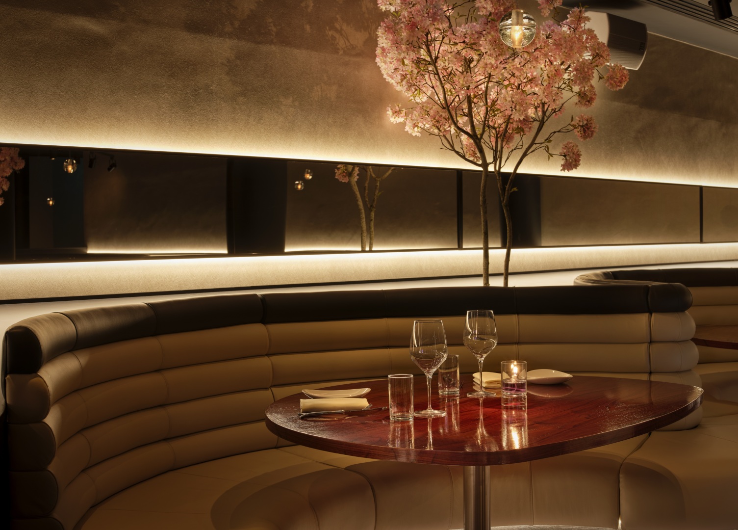 Photo - The Westminster London, Curio Collection by Hilton