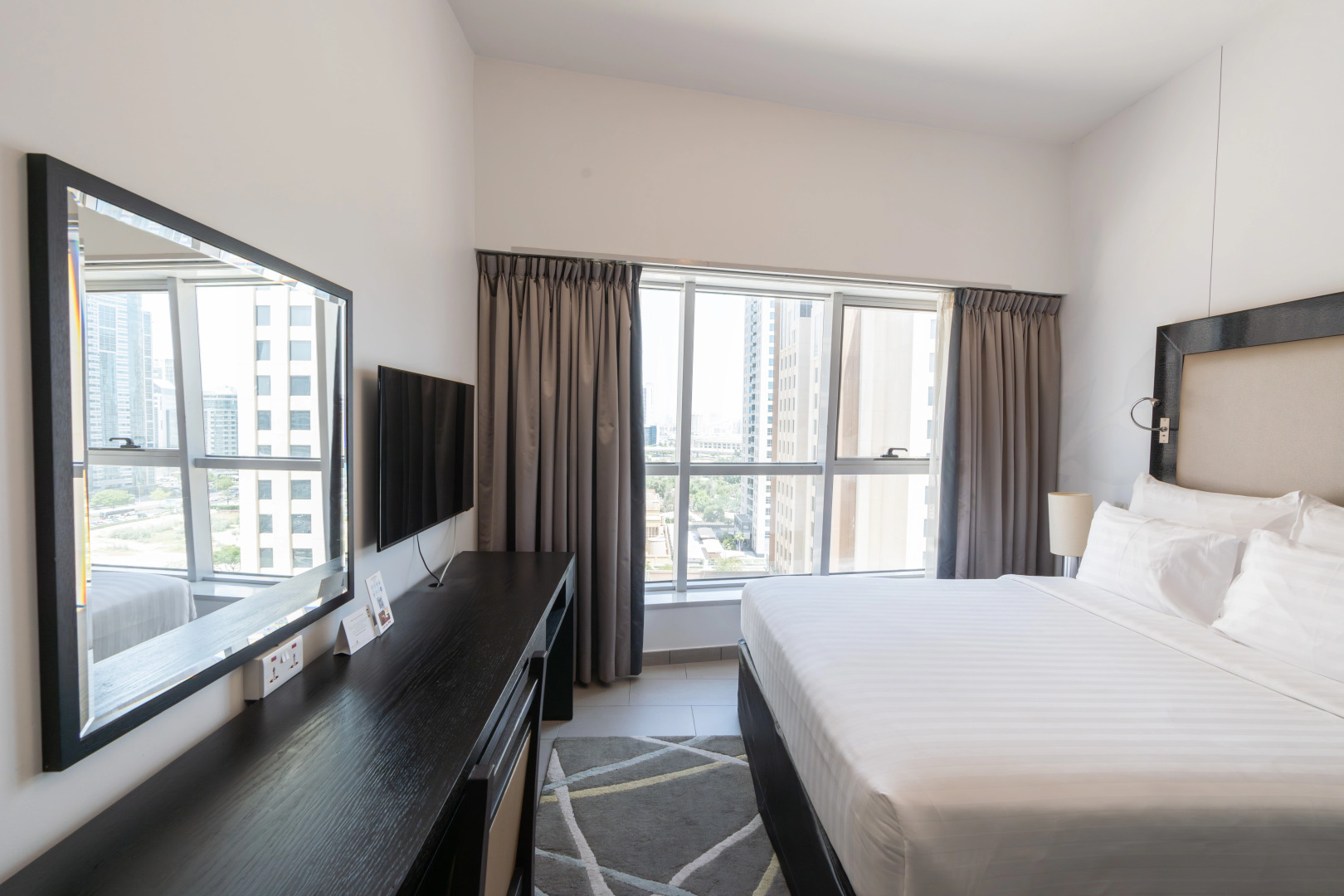 Photo - Citadines Metro Central Dubai