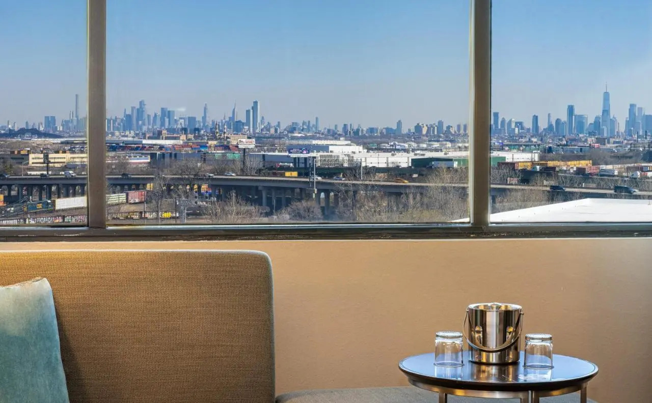 Foto - DoubleTree by Hilton Hotel Newark Airport