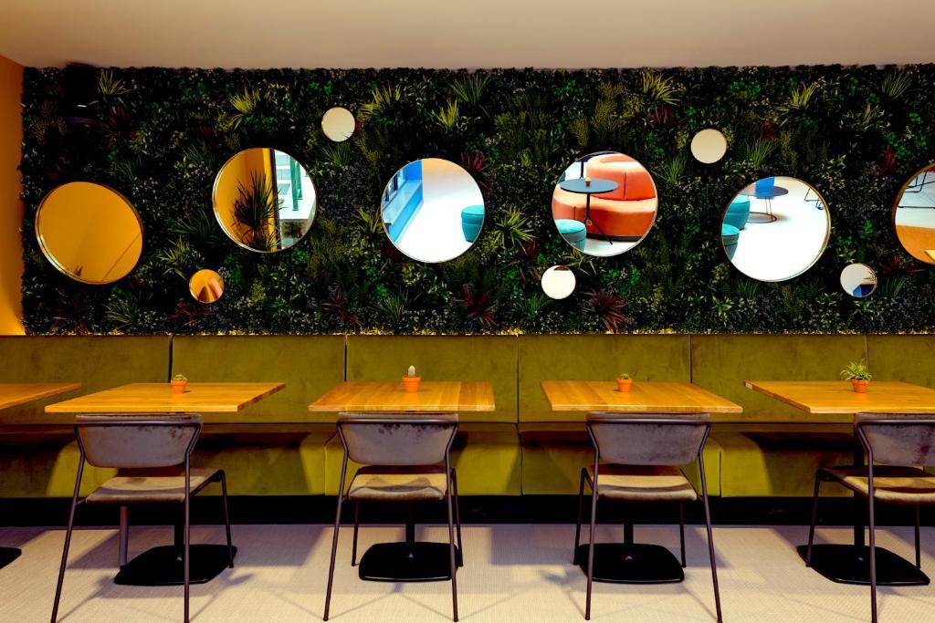 Photo - B&B HOTEL Brussels Centre Louise