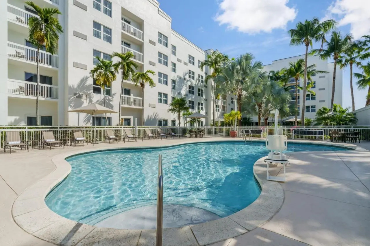 Foto - Courtyard by Marriott Miami Aventura Mall