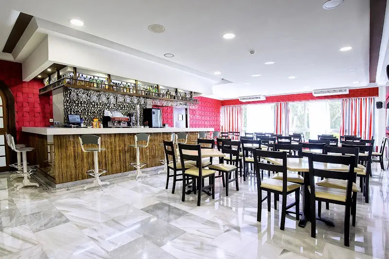 Foto - First Flatotel International