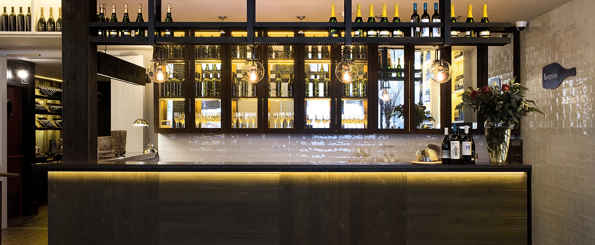 Foto - Praktik Vinoteca