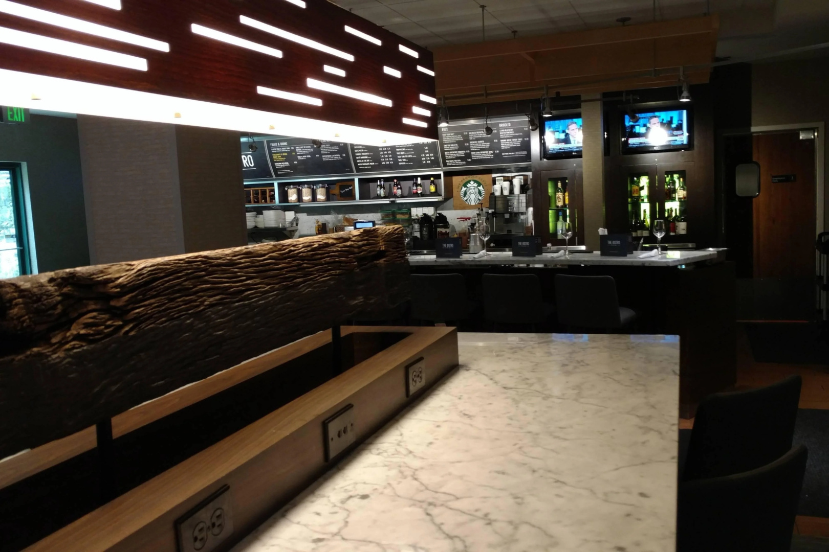 Photo - Courtyard by Marriott Portland Tigard