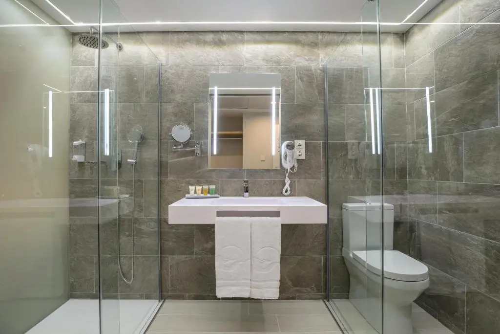 Photo - The Ibiza Twiins - 4* Sup