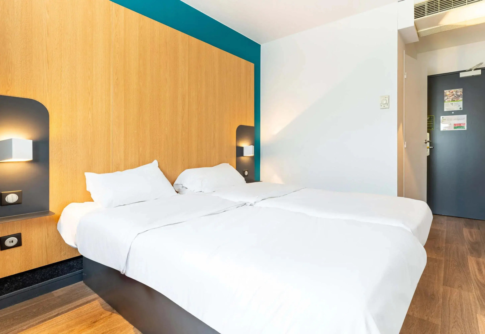 Foto - B&B HOTEL Nantes Aéroport