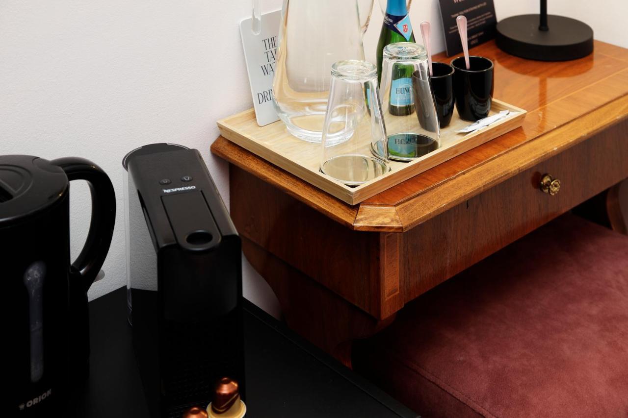 Foto - Giselle Vintage Doubles - Adults Only