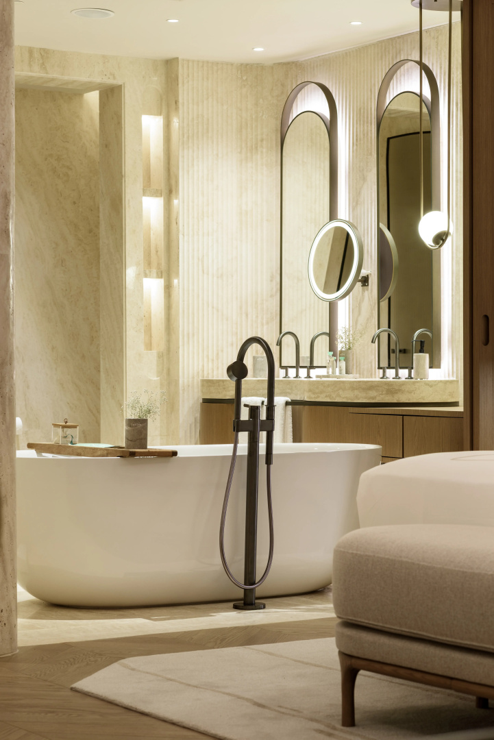 Foto - Regnum The Crown