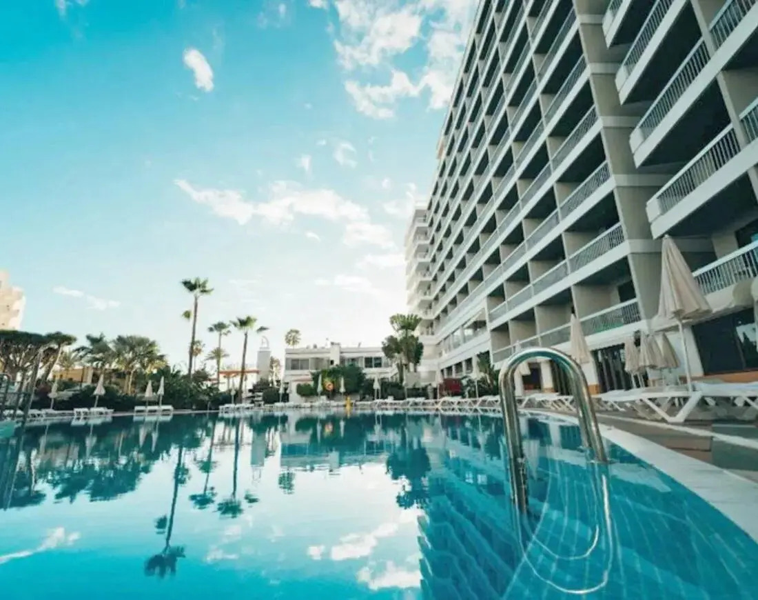 Photo - Ona Palm Beach