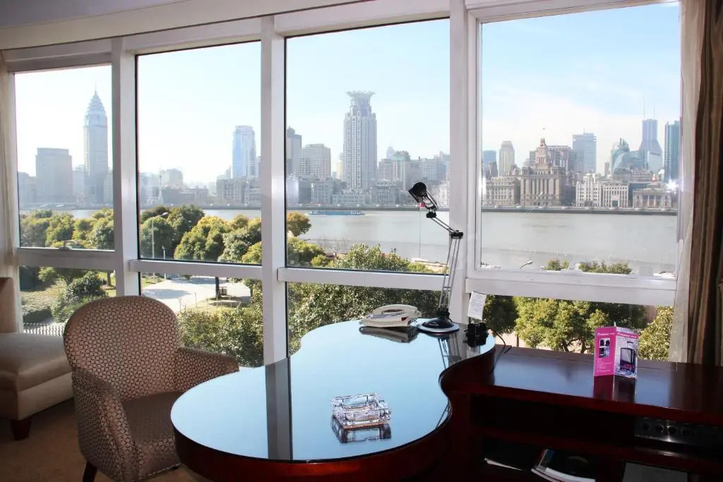 Photo - Oriental Riverside Bund View Hotel (Shanghai International Convention Center)