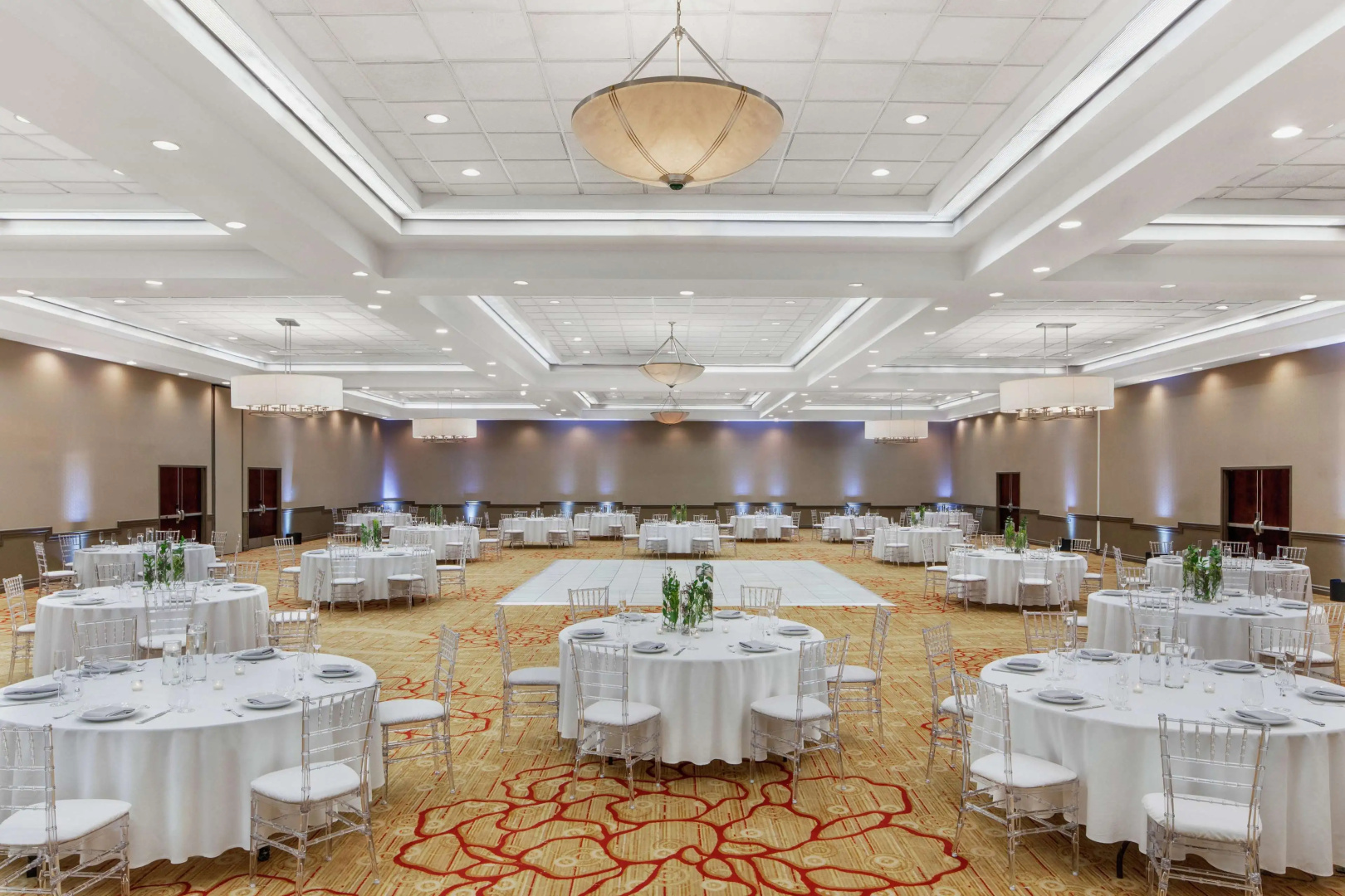 Foto - DoubleTree by Hilton Hotel Newark Airport