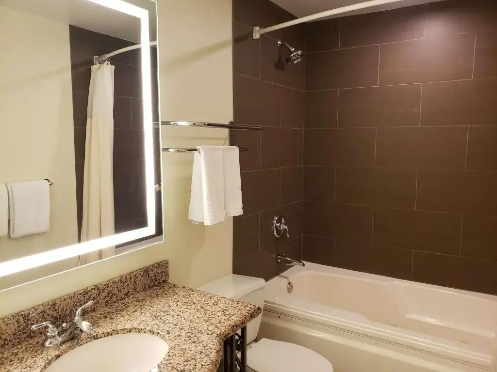 Photo - Best Western Plus Hawthorne Terrace Hotel