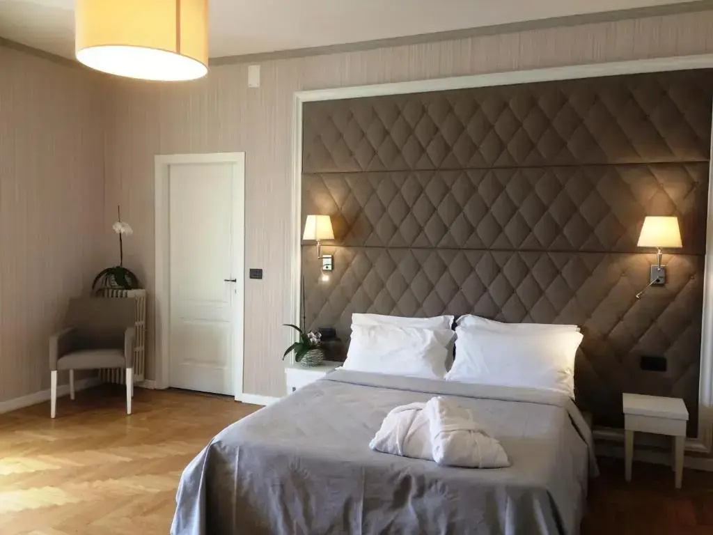 Photo - Grand Hotel & Des Anglais Hotel
