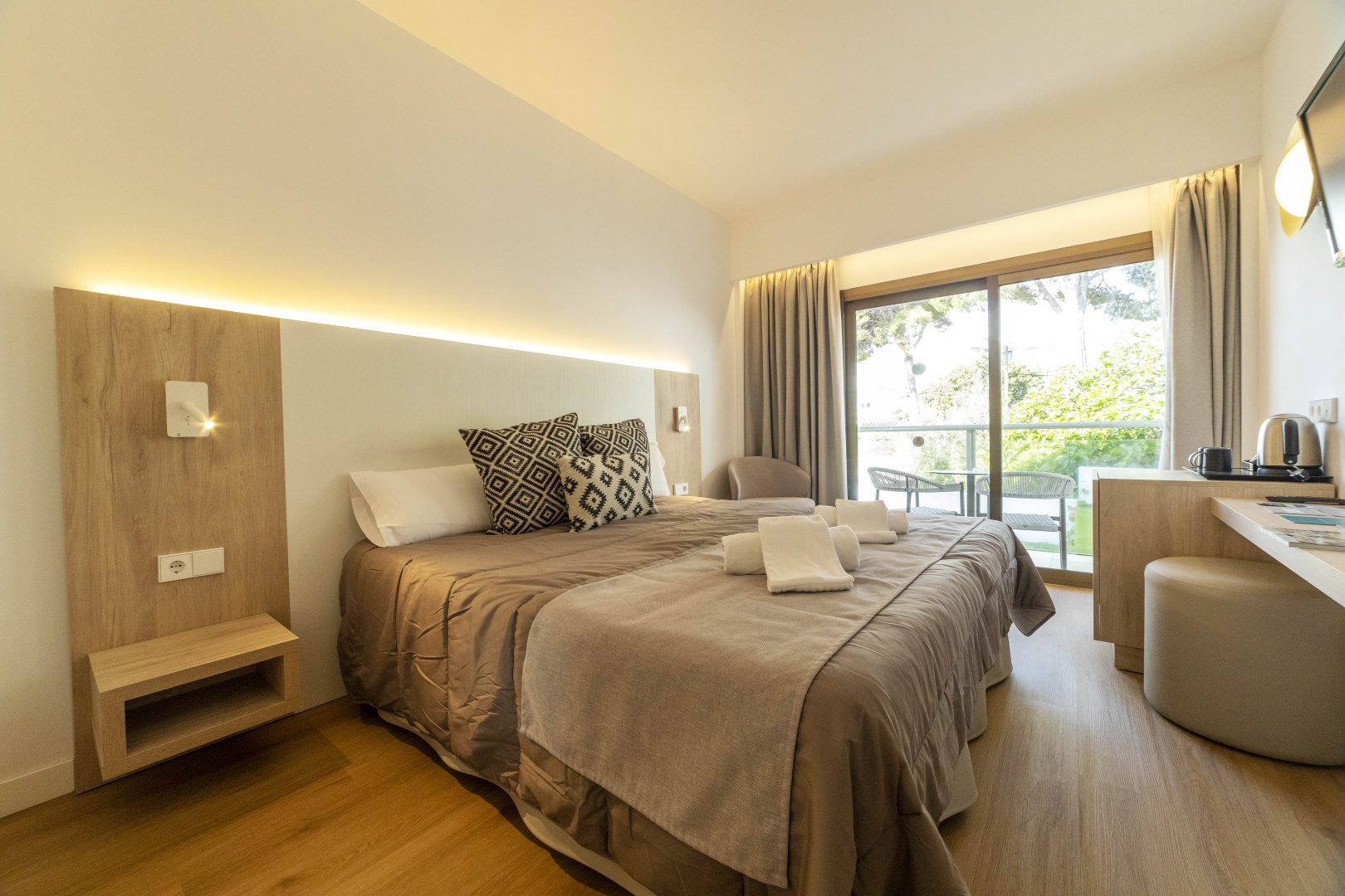 Photo - Flacalco Hotel & Apartments