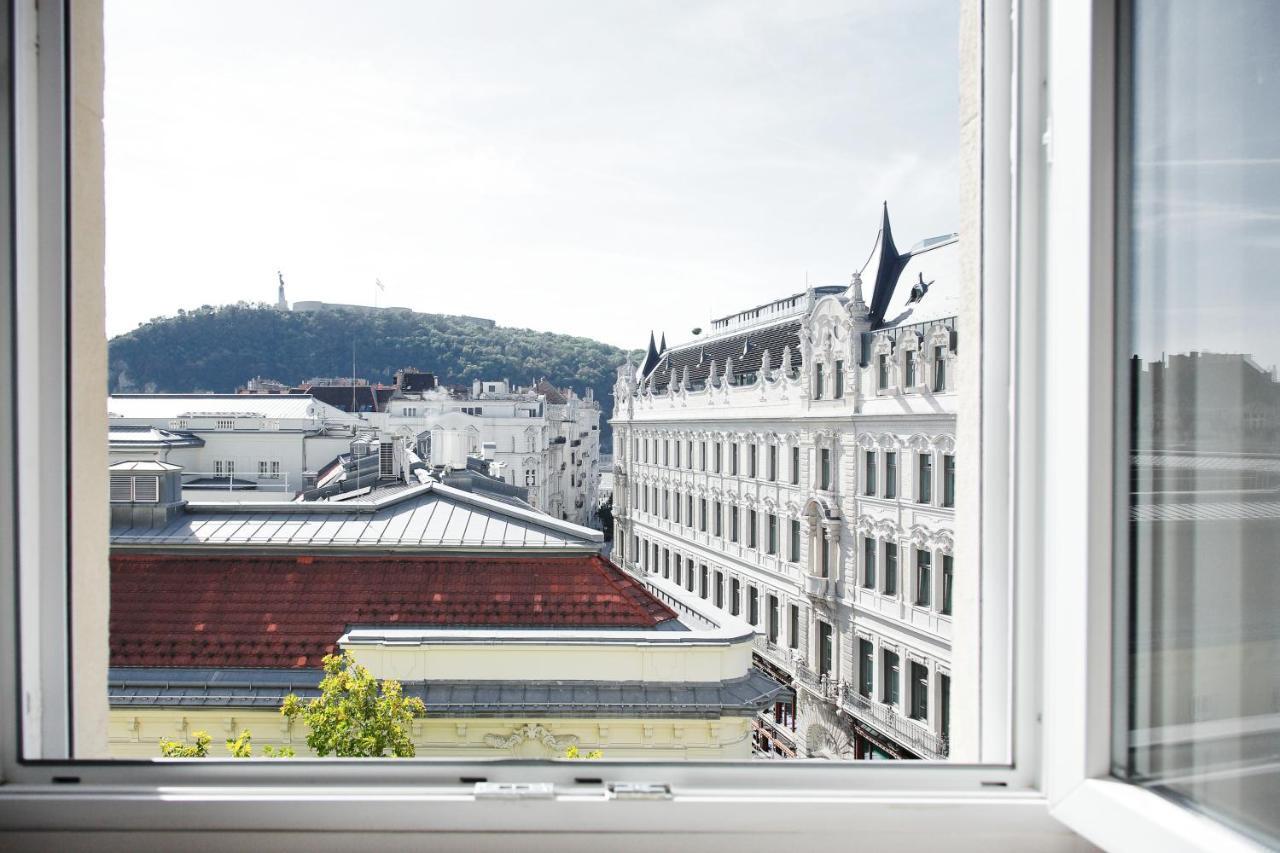 Foto - Giselle Vintage Doubles - Adults Only