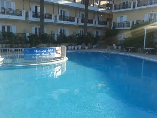 Photo - Majestic Hotel & Spa