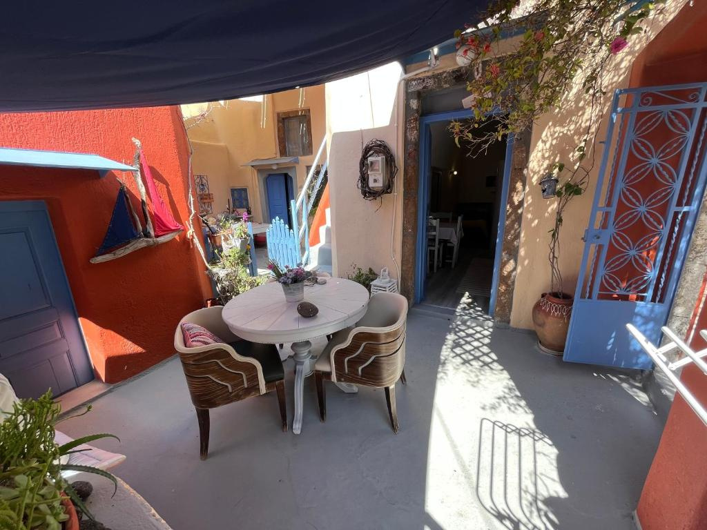Photo - Emmantina Houses