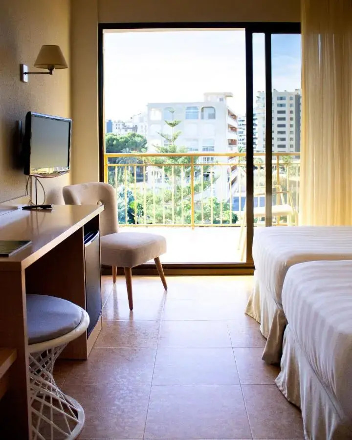 Photo - Hotel Almirante