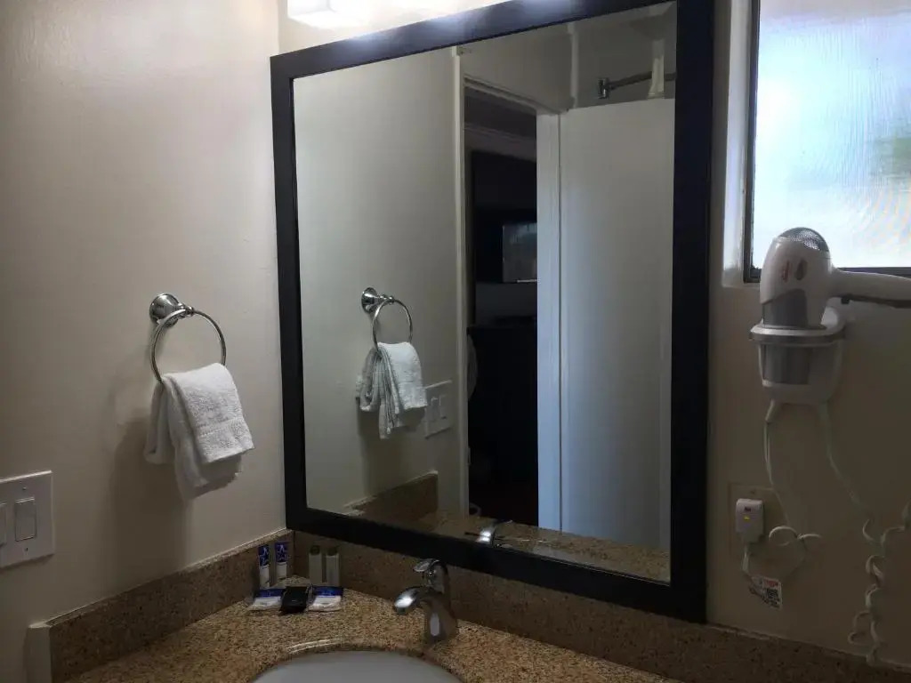 Foto - Americas Best Value Presidents Inn on Munras