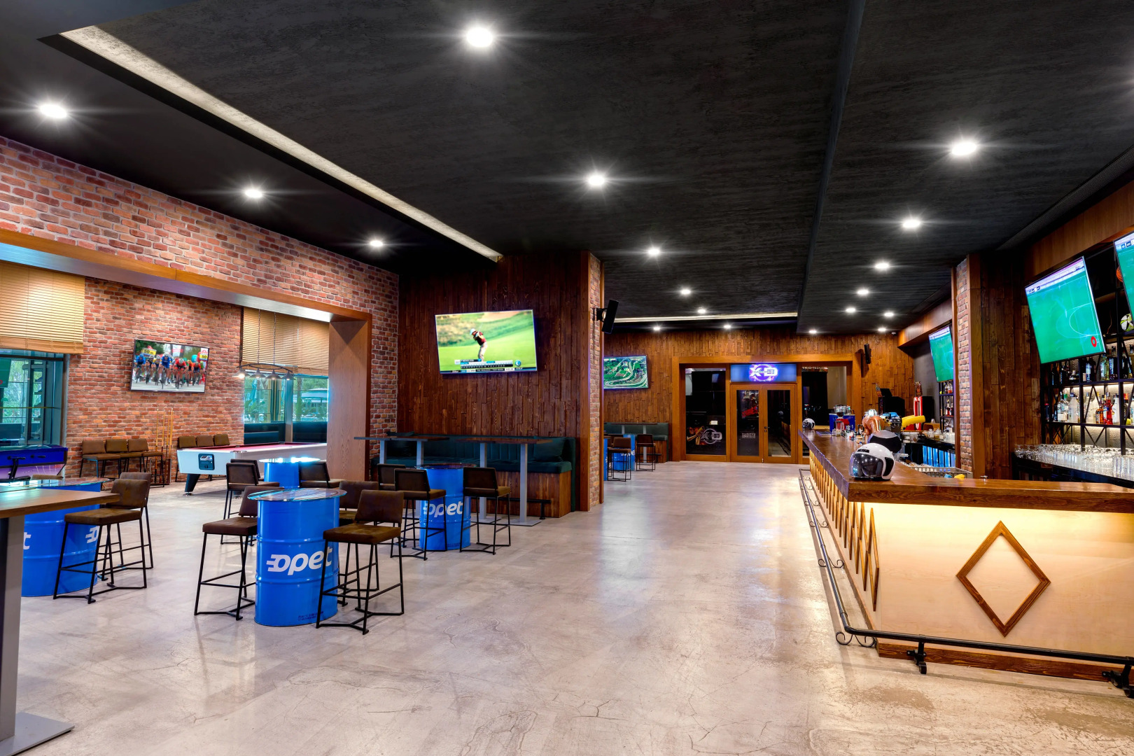 Foto - Regnum The Crown