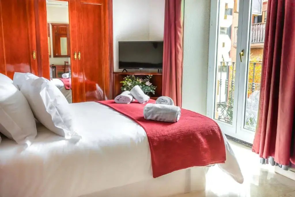 Photo - Hotel Reina Cristina
