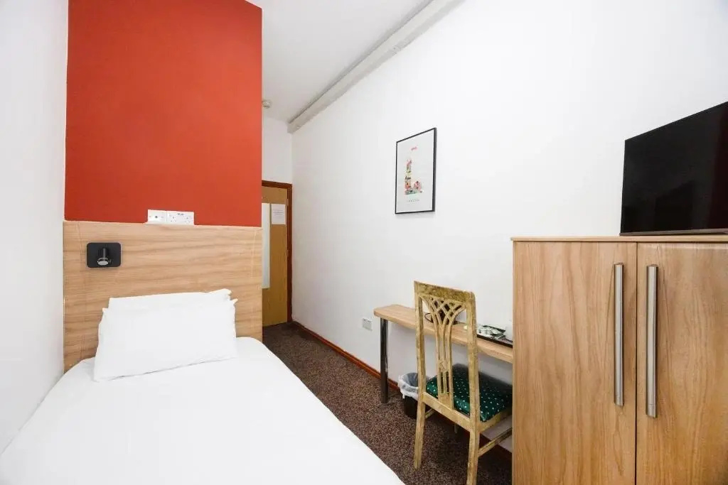 Photo - Arinza Hotel, London Ilford