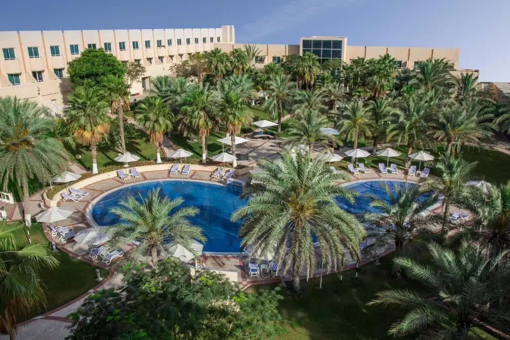 Photo - Metropolitan Al Mafraq Hotel