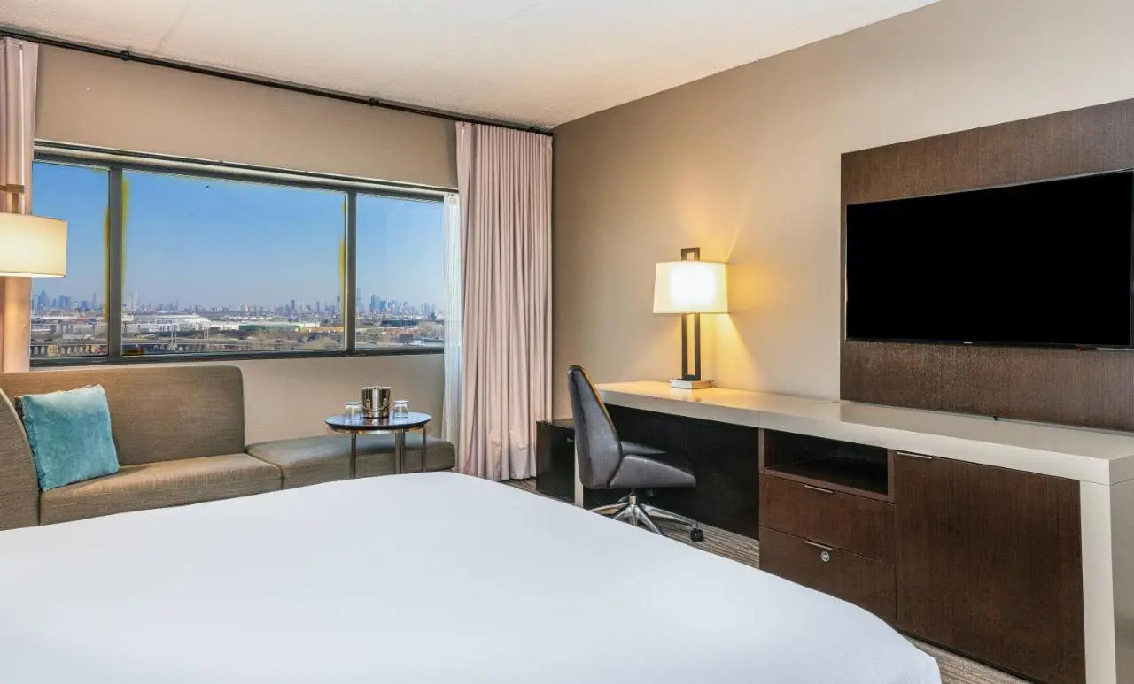 Foto - DoubleTree by Hilton Hotel Newark Airport