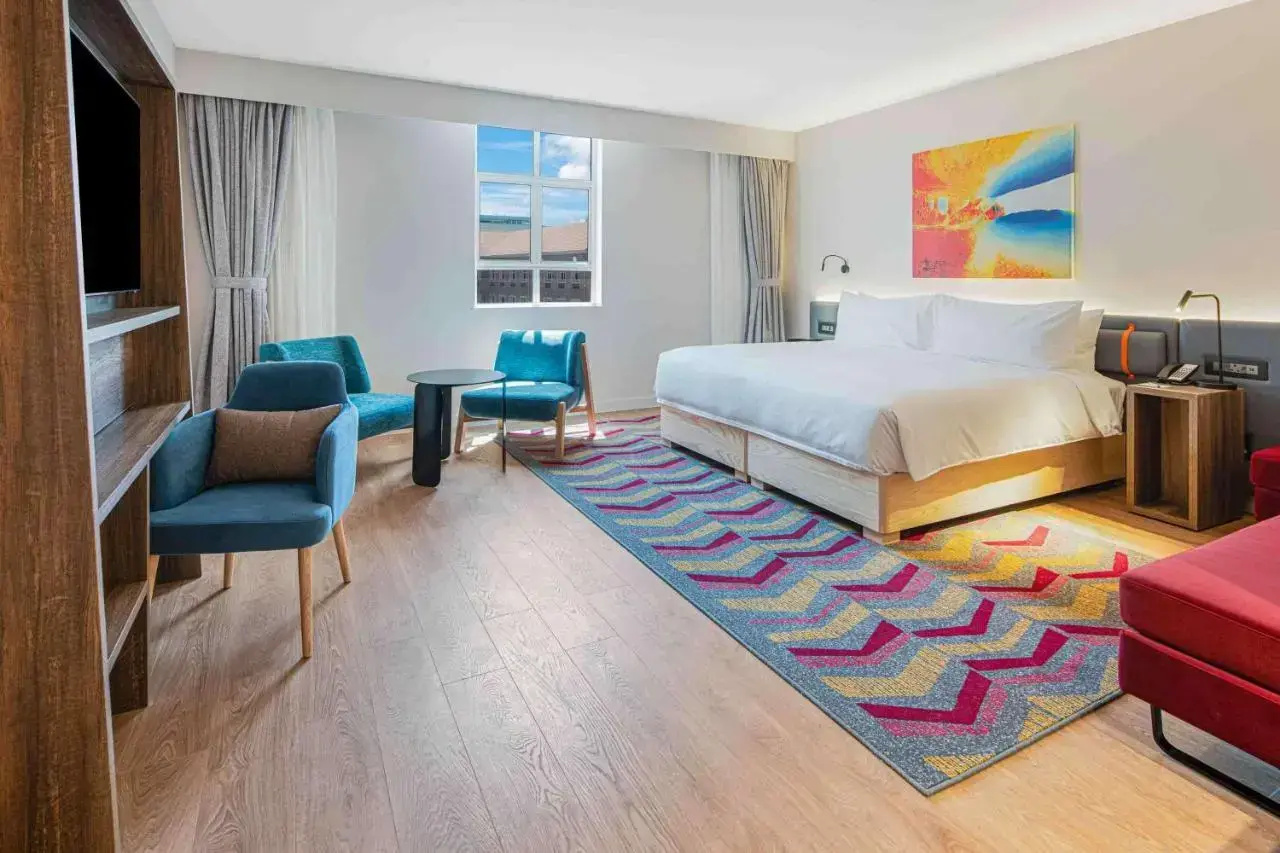 Photo - Hampton By Hilton Sandton Grayston