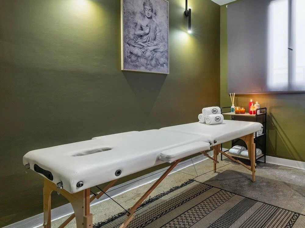 Photo - Max Brown Hotel Downtown Part of Sircle Collection Formally known as Dave Red