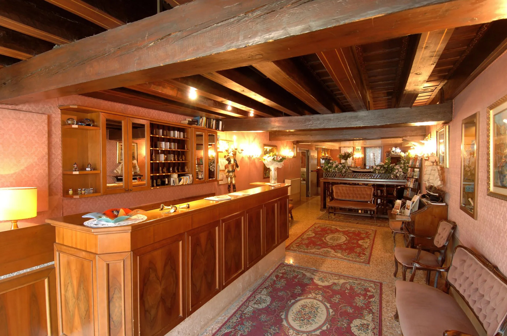 Photo - Hotel Canal & Walter