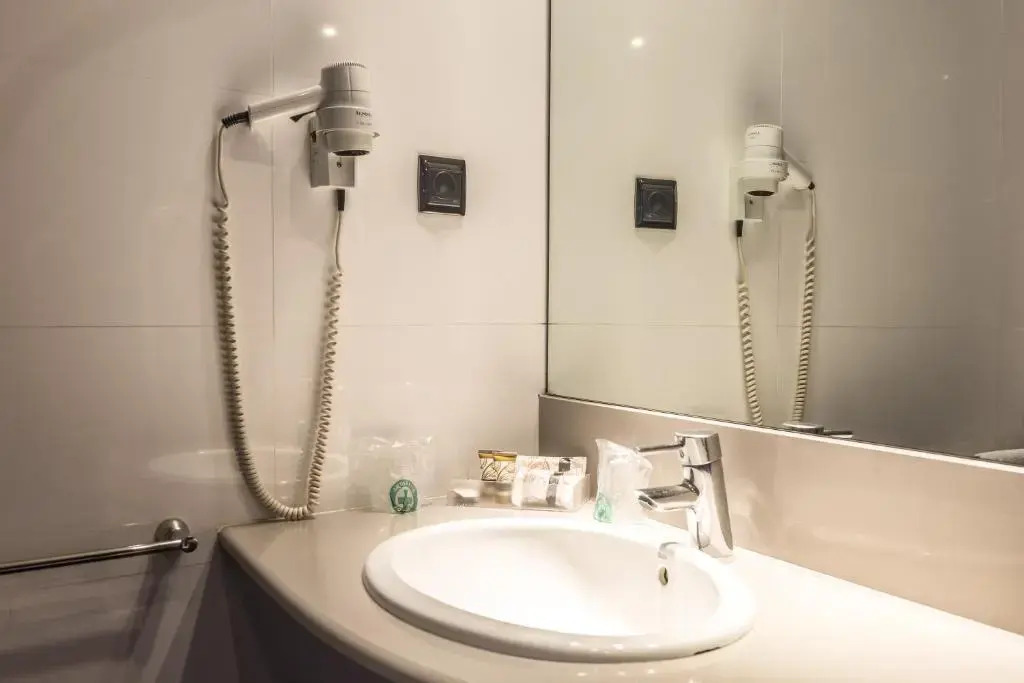 Photo - Hotel California