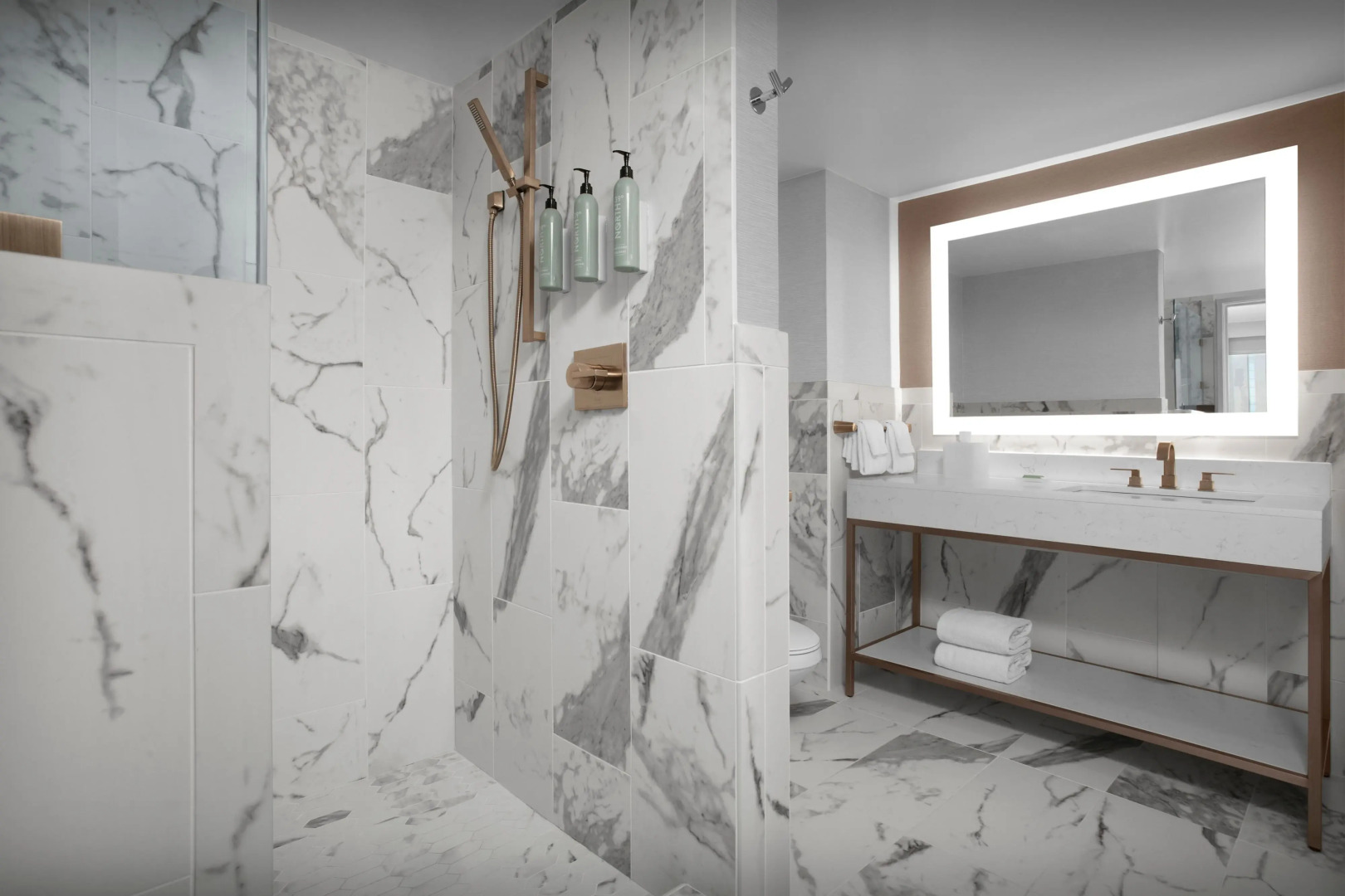 Photo - Courtyard by Marriott San Diego Downtown Little Italy