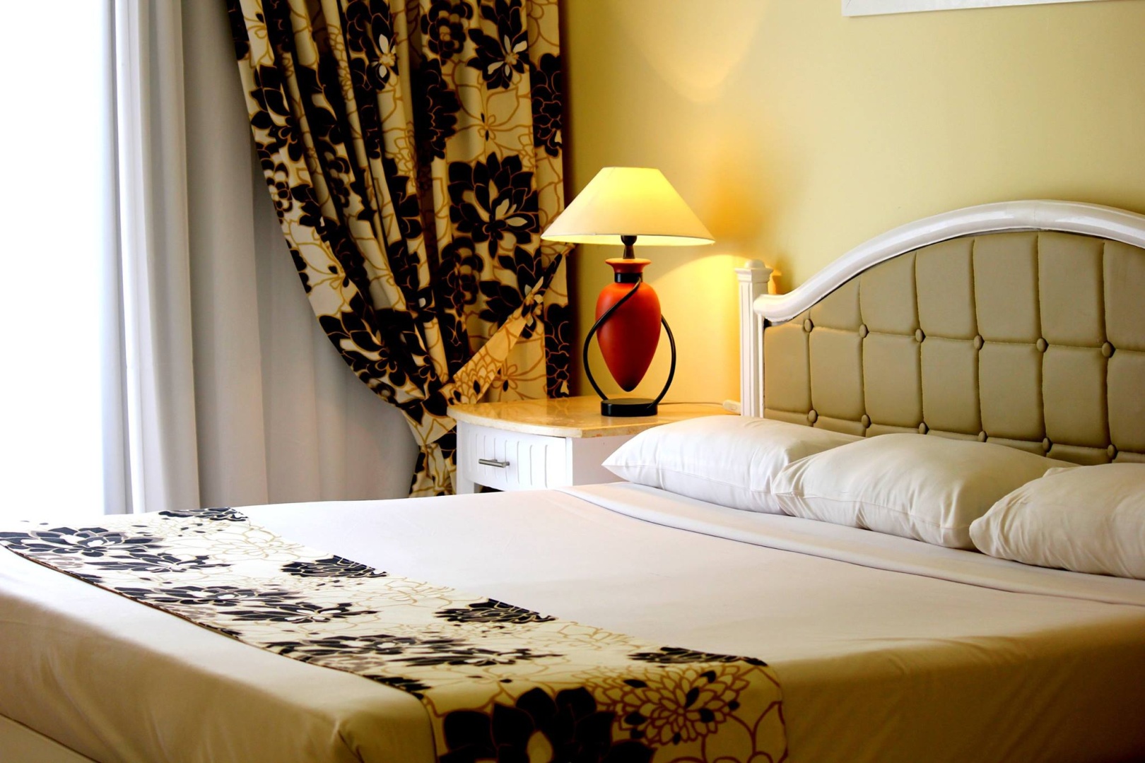 TIA HEIGHTS MAKADI BAY