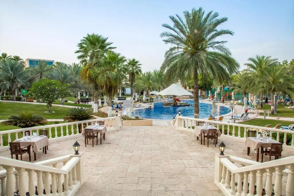 Photo - Metropolitan Al Mafraq Hotel