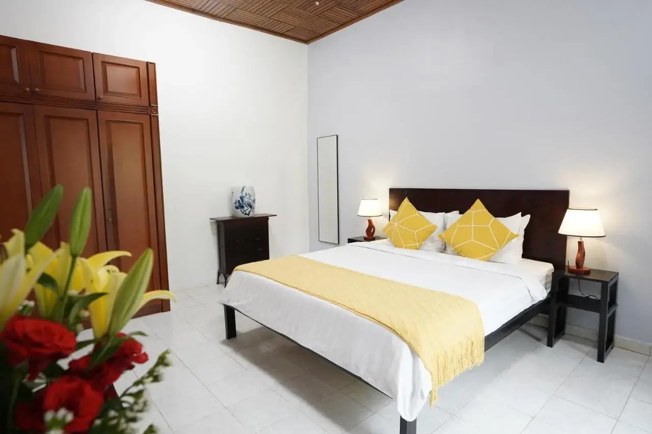 Foto - Birdcage Boutique