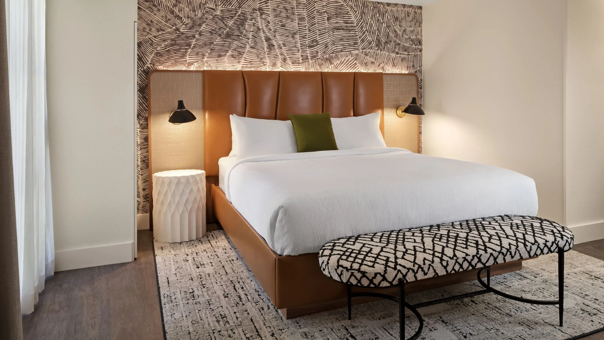 Photo - Burton House, Beverly Hills, A Tribute Portfolio Hotel